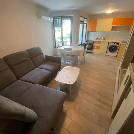 Vintage Centre Apartment